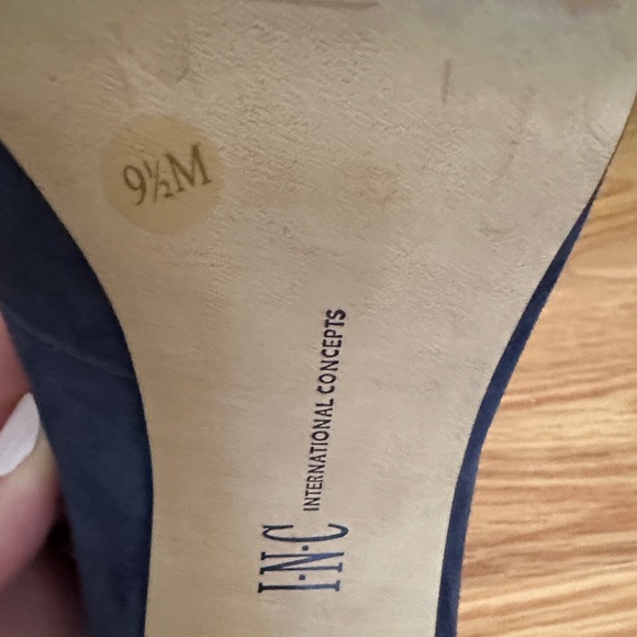 INC International Concepts Dark Blue Women's Heels - Picture 4 of 12